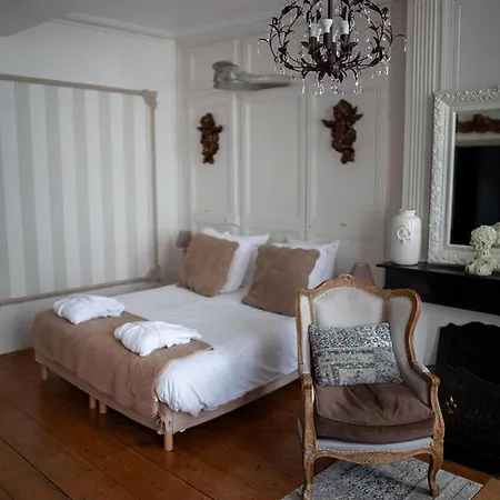 Bienvenue Chez Nous Oda ve Kahvaltı 4*