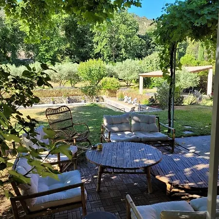 Bienvenue Chez Nous Bed and Breakfast Bergues
